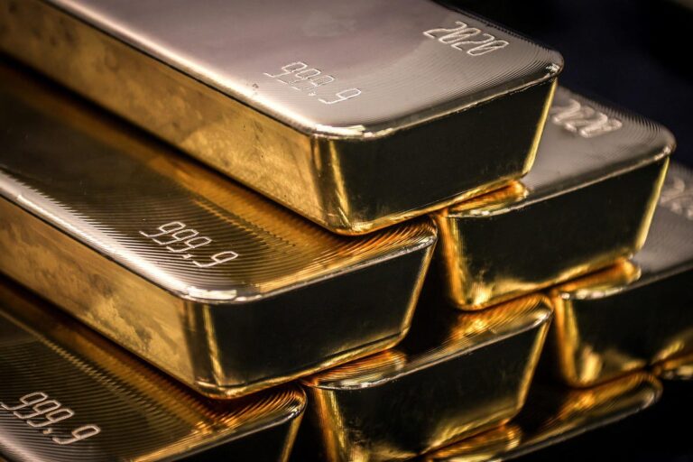 It Is Not Too Late To Buy Gold – Crypto Insight